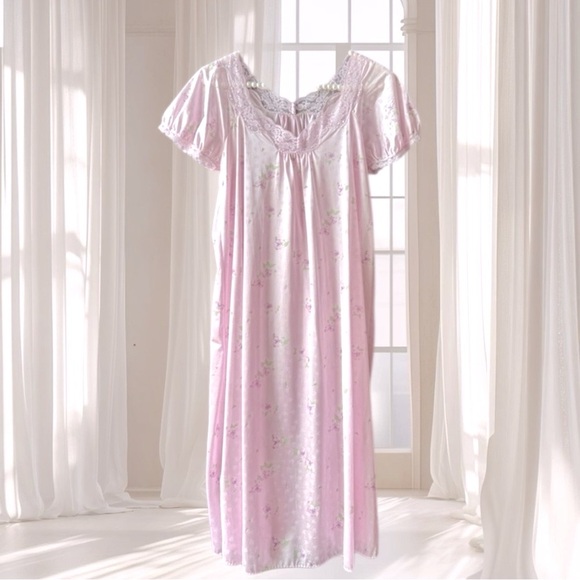 VTG Miss Elaine Purple Floral Nylon Lace Trim Nightgown Size M - Picture 2 of 11